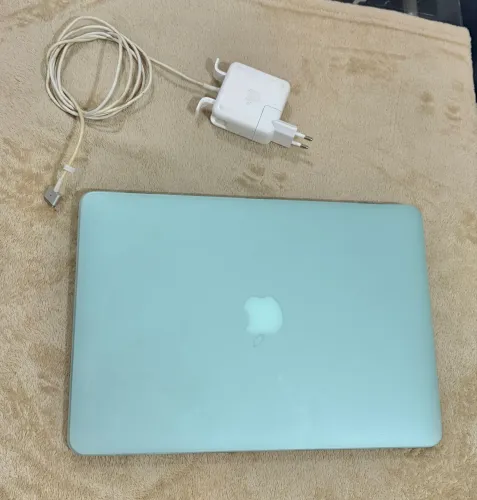 MacBook Air 13? (2017) 