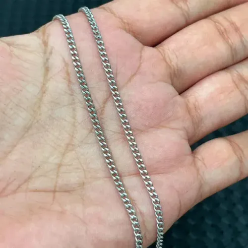 Cordão estilo grumet 70cm, banhada a prata 925