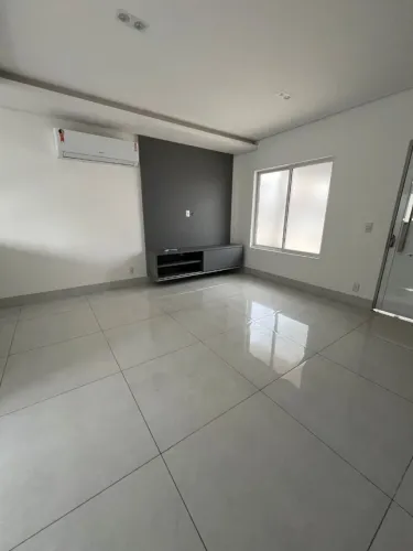 Sobrado com 3 dormitórios para venda no bairro Graciosa - Orla 14