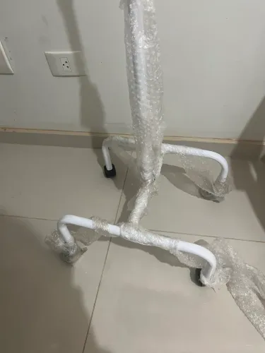 Suporte para soro hospitalar