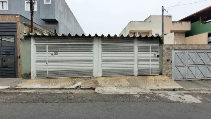 Casa comercial na Alameda Afonso Bocchiglieri, 123 300 m²