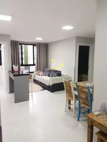 Apartamento 02 dormitórios para locação anual no bairro Navegantes.