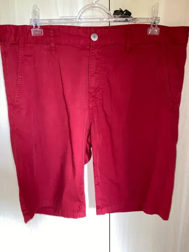 Bermuda Zara tamanho 48