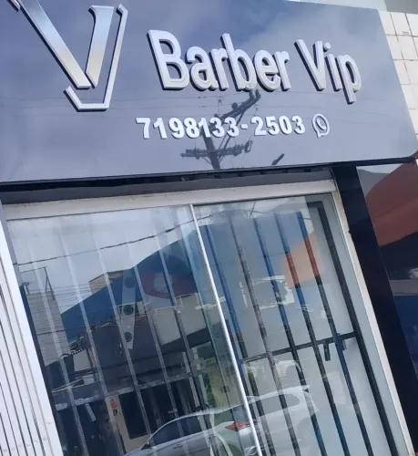 Alugamos cadeira para Barbeiro
