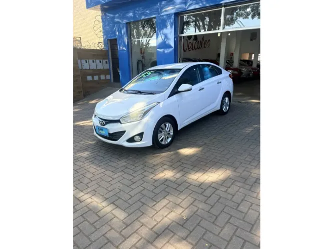 Hyundai HB20S Premium 1.6 Flex 16V Mec. 4P 2015