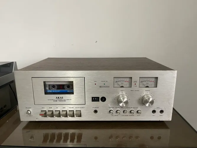 Tape deck akai cs-705d funcionando, bem conservado 