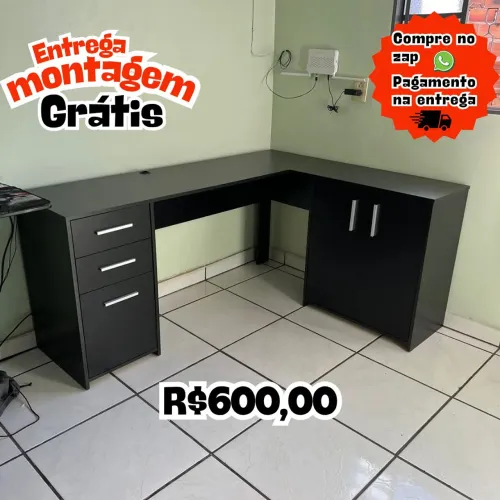 Escrivaninha em L preta 