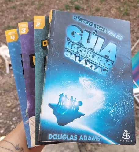 Kit Coleção O Guia do Mochileiro das Galáxias - 4 Livros (Douglas Adams)