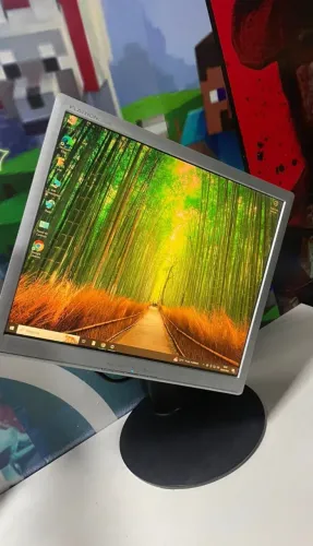 Monitor 17 polegadas