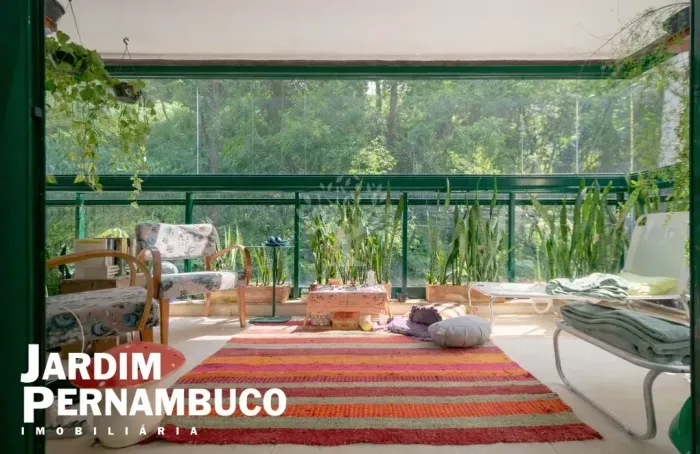 Excelente apartamento de 158 m², localizado em prédio novo na Rua Timóteo da Costa
