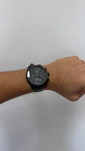 Vendo Relógio Boss couro preto