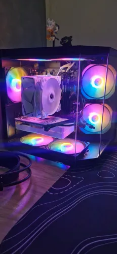 PC GAMER R7 5700X 16GB RX6500XT