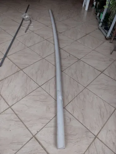 01 cano de PVC de 03 MT 