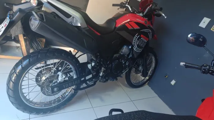 Vendo Lander 250cc