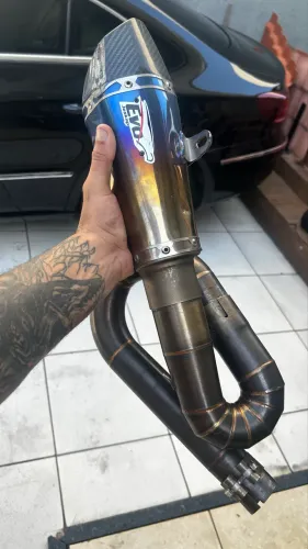 Ponteira Jeskap Titanium + Carbono MT-09