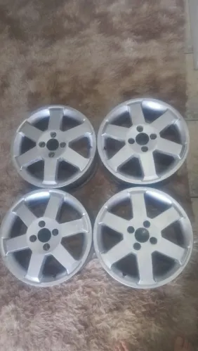 Rodas 15 astra elite furacão 4/100