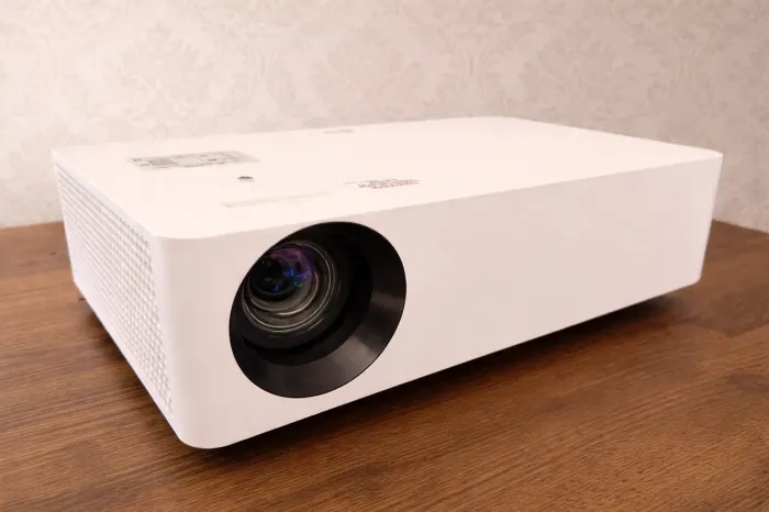 Projetor Smart LG 4K Alto brilho e definição (Já tem apps e pode baixar) 