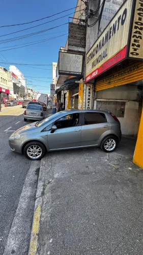 Fiat Punto Essence 1.6 Flex 16V 5P 2012