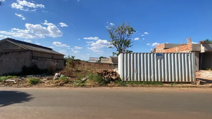 Leia a descrição: 2 Lotes de 360,00m² (Asfalto e Agua) Setor Orientville