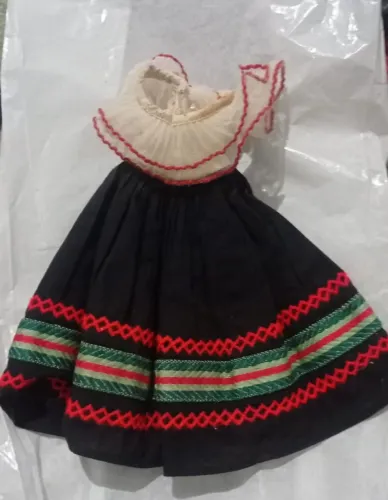 Roupa de boneca antiga Susi catálogo 1982 da Estrela