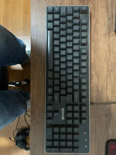 Teclado mecânico RedDragon 