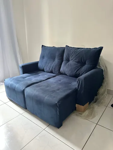 SOFÁ RETRÁTIL NOVÍSSIMO (APENAS 3 MESES DE USO)
