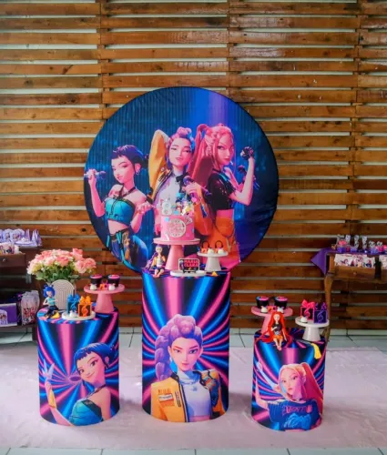 Capas cilindro e painel k pop 