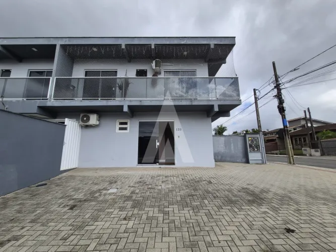 Loja de 22 m² no bairro Costa e Silva.