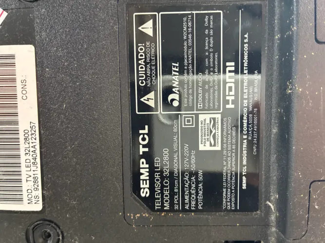 Tv semp TCL 32l2800 tela quebrada