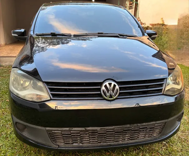 Volkswagen Fox 1.0 MI Total Flex 8V 5P 2013