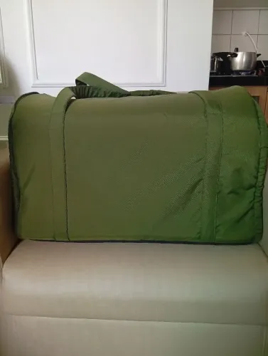 Casinha para pet em nylon sem uso