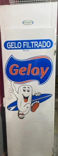 Freezer de gelo