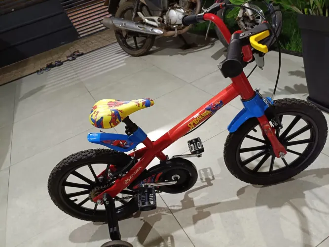 Bicicleta aro 16