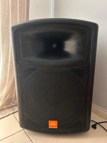 Jbl JS 151a caixa de som ativa