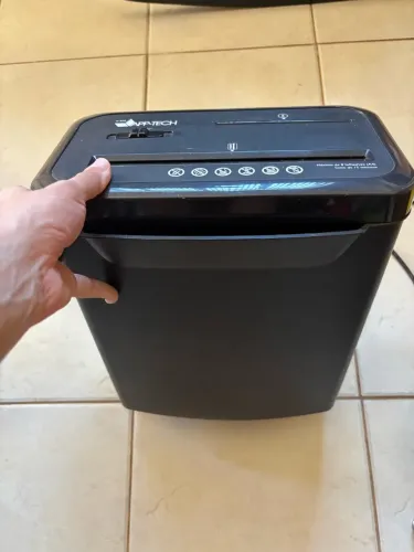 Cortador de papel, CD e cartão