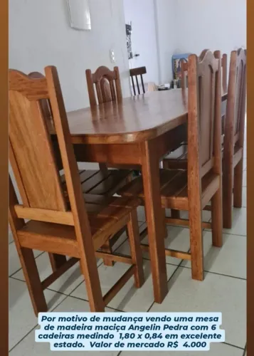 Mesa com 6 cadeiras em madeira maciça Angelin Pedra.
