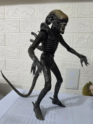 Alien Neca Xenomorfo Original