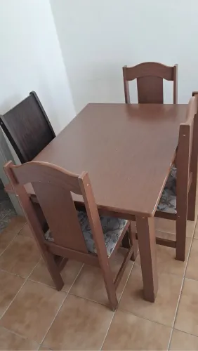 Mesa 4 cadeiras