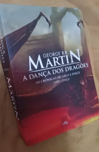 A dança dos Dragões - Cronicas de Gelo e Fogo - George R.R. Martin