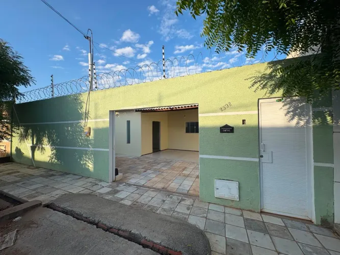 Casa 2 quartos próximo ao fórum de Juazeiro do Norte