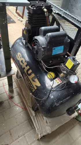 Compressor de ar seminovo