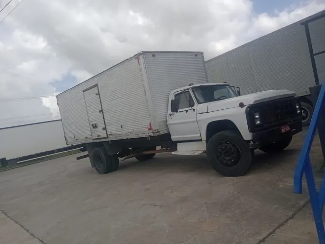 Ford F-1000 S. S. Diesel / S.s. Diesel Turbo 1987