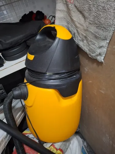 Aspirador de Pó e Água Electrolux GT30N 1300W + Bocais e Tubos
