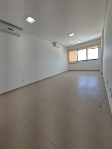 Sala Comercial no Edificio Parque Office