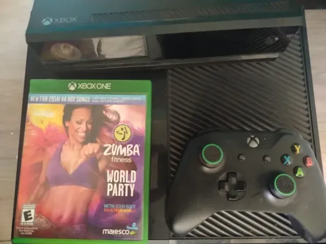 Kinect Xbox one e Jogo Zumba