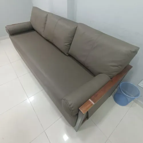 SOFÁ 3 LUGARES MODERNO