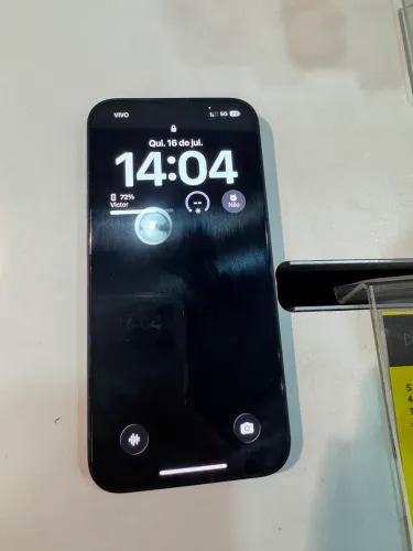 iPhone 16e