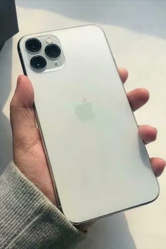 iPhone 11 Pro Max (256GB) - Branco