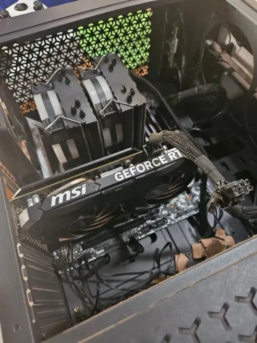Placa de video GPU RTX 4060