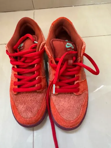 Nike SB Dunk Low Pro "Mystic Red 41
